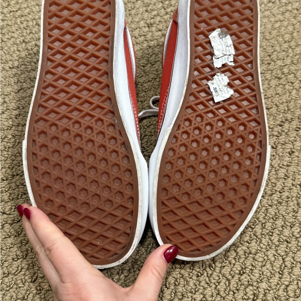 Vans - Picture 2 of 3
